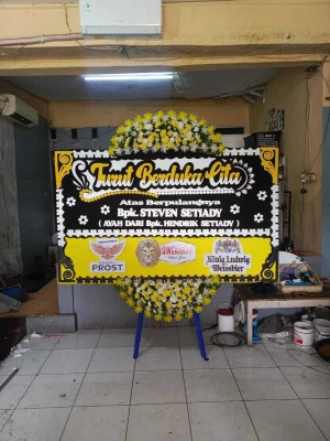 Papan Bunga di Taman Suropati