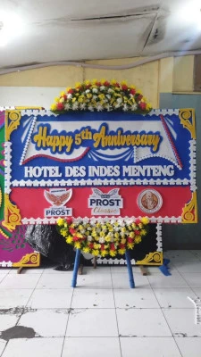 Papan Bunga di Taman Suropati